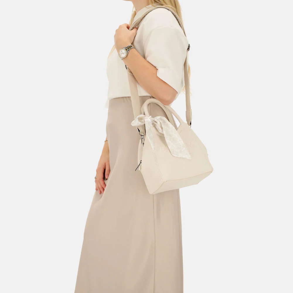 Charm London Bond street handtas off white bij Duifhuizen
