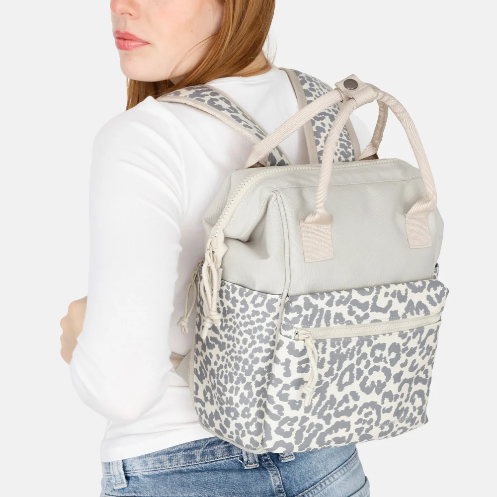 New Rebels Urban Weverly rugzak S beige leopard bij Duifhuizen
