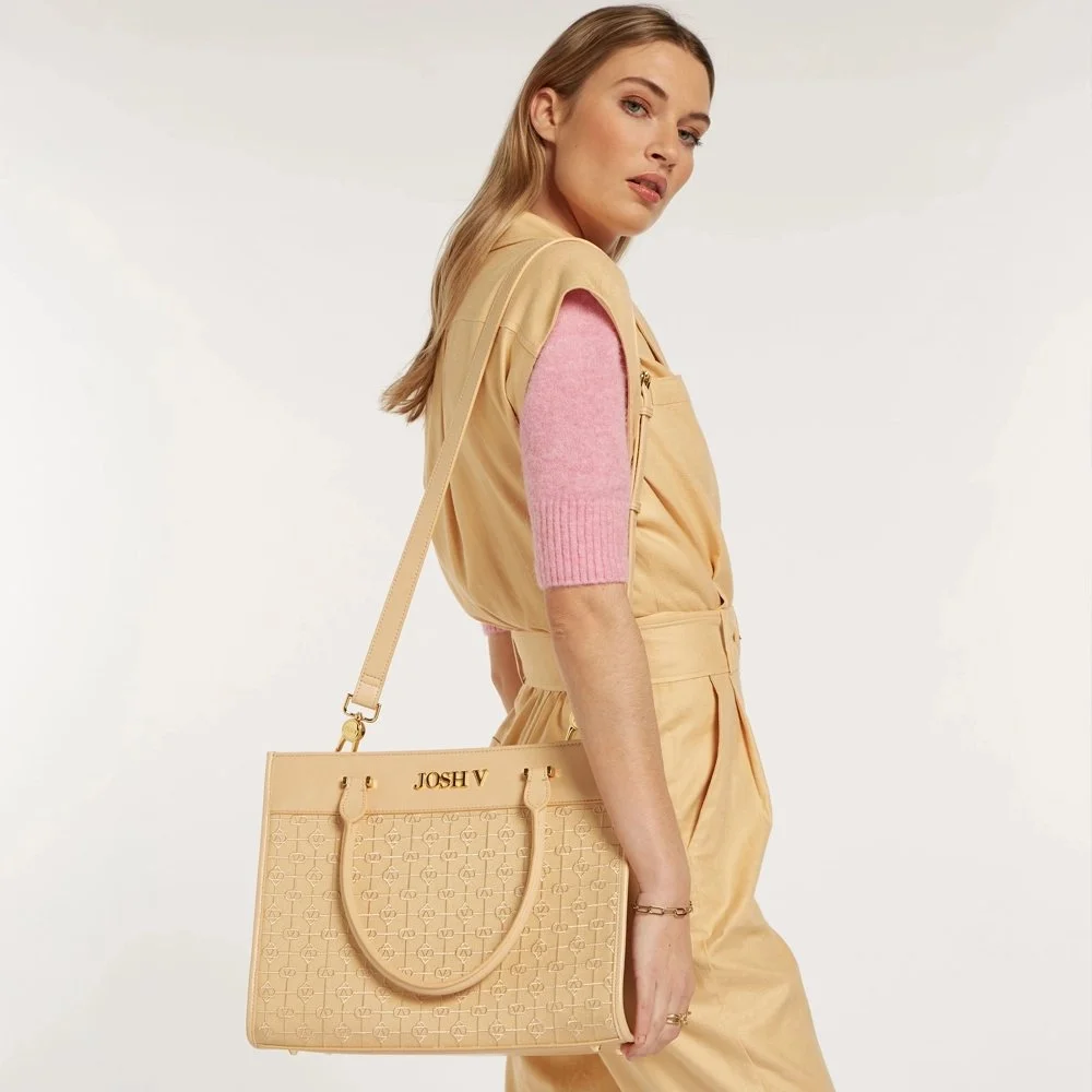 Josh V Liene shopper sunrise bij Duifhuizen
