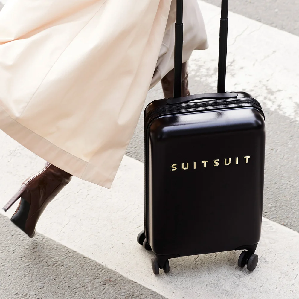 SUITSUIT Fab Seventies Black Gold handbagage koffer 55 cm black bij Duifhuizen