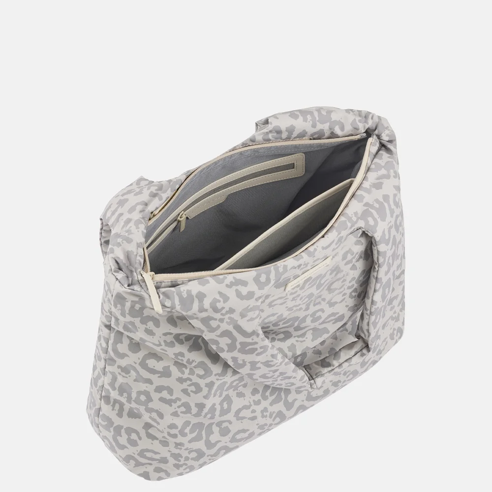 Kapten & Son Skara Cloud shopper 14 inch leopard sandstone bij Duifhuizen