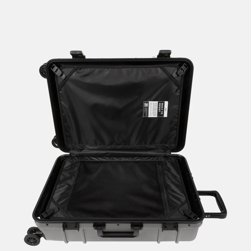 Eastpak Resit'R reiskoffer 68 cm brushed metal bij Duifhuizen
