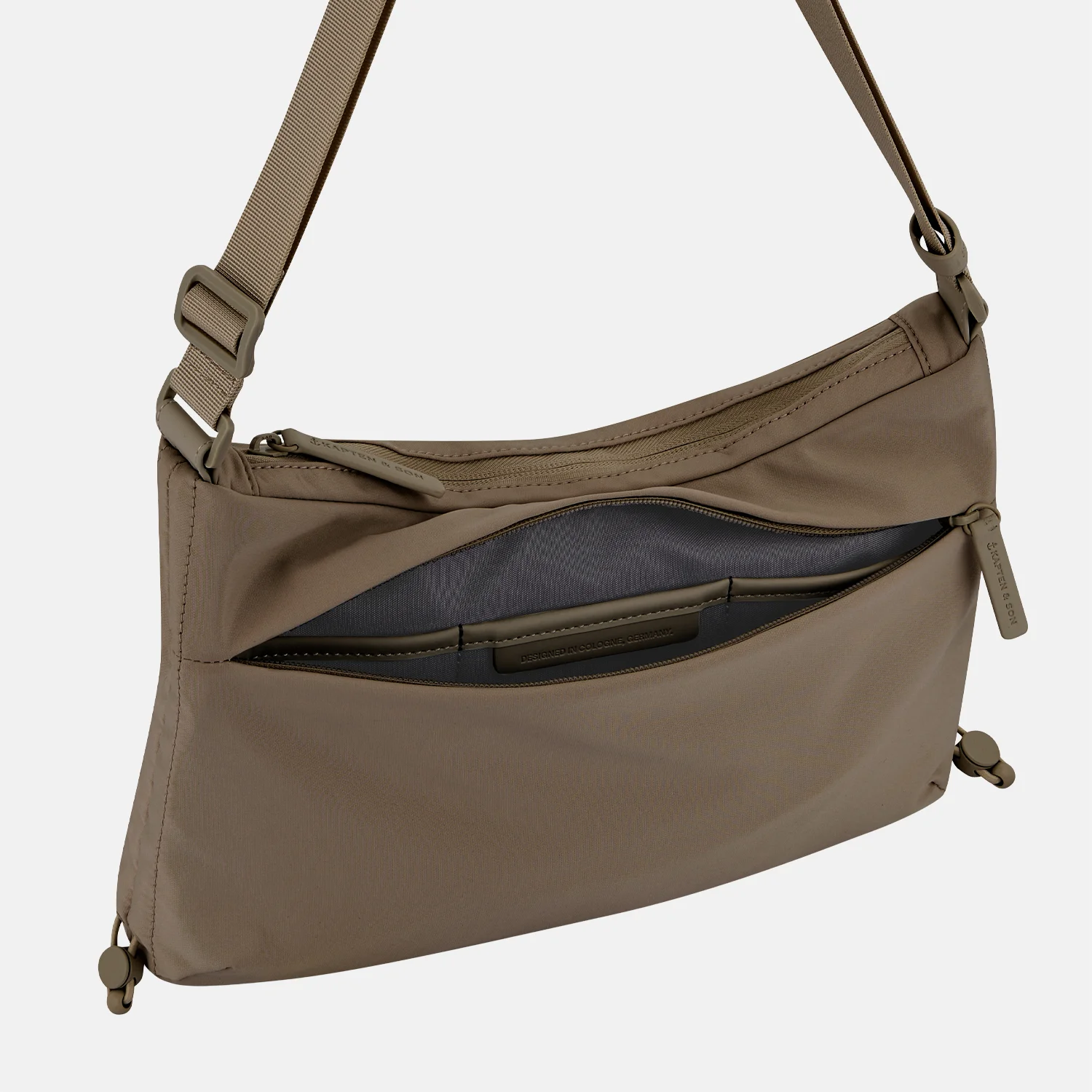 Kapten & Son Skara crossbody tas walnut bij Duifhuizen