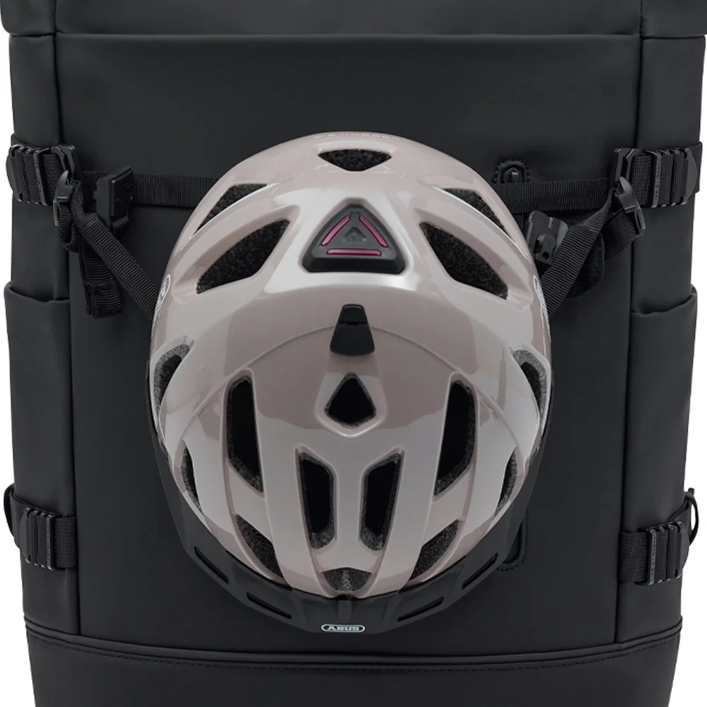 Kapten & Son Helsinki pro bike laptoprugzak all black bij Duifhuizen