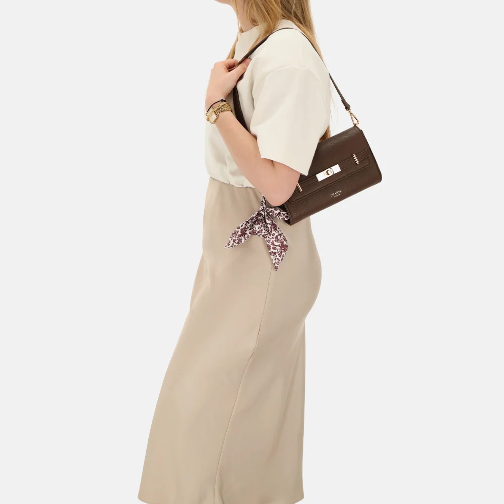 Charm London The Hamptons envelop clutch donkerbruin bij Duifhuizen