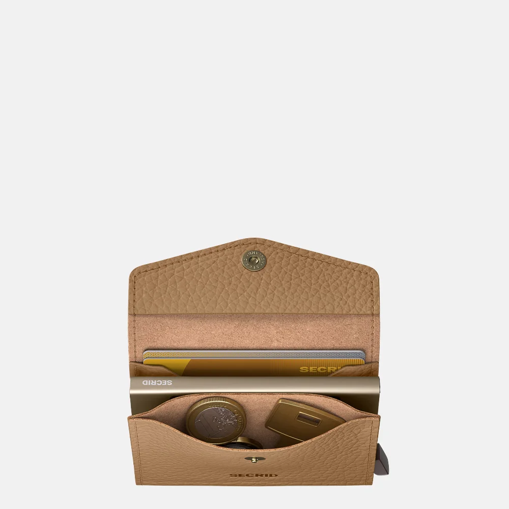 Secrid Envelope pasjeshouder pebble cappuccino bij Duifhuizen
