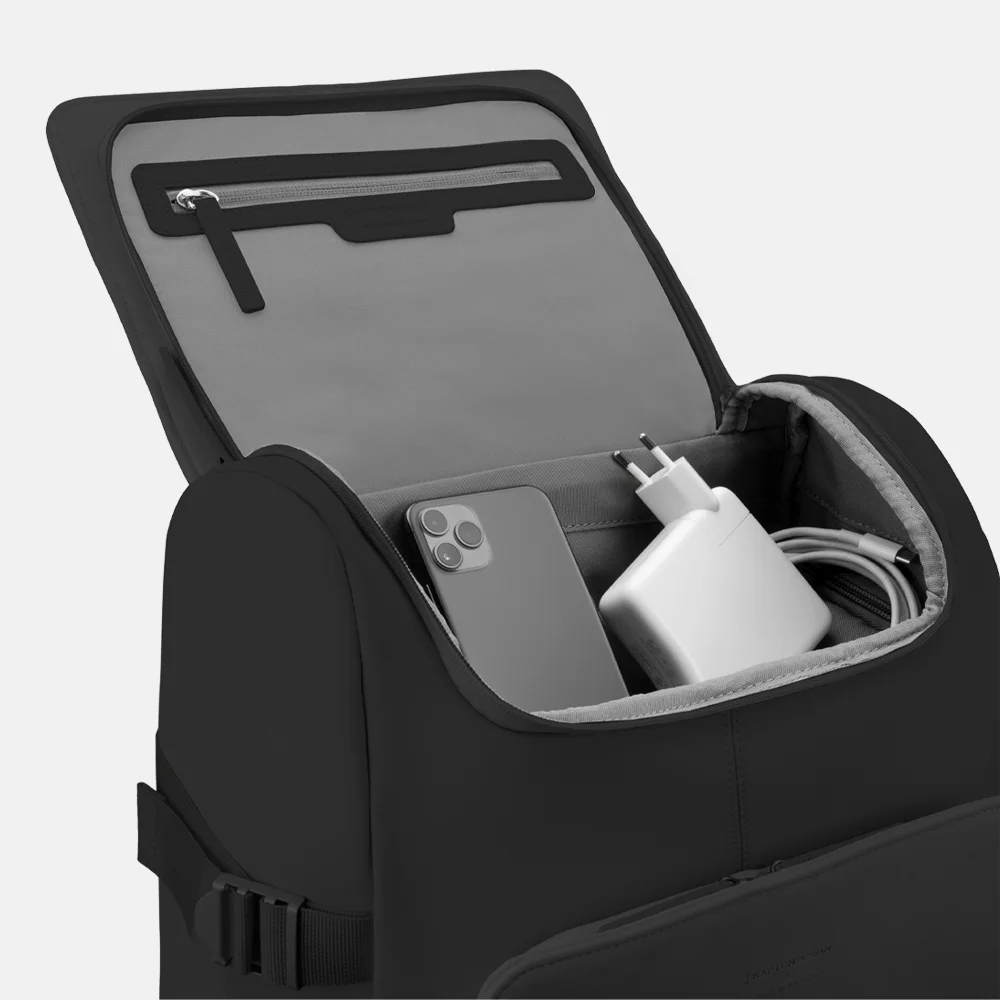 Kapten & Son Bali laptoprugzak 15 inch all black bij Duifhuizen