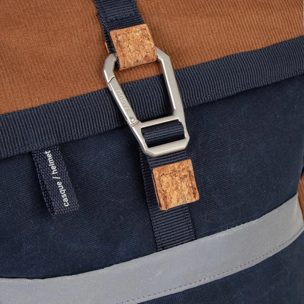 Faguo Cycling  rugzak medium 16 inch navy bij Duifhuizen