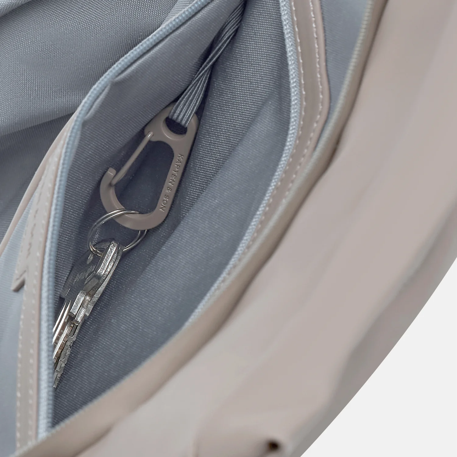Kapten & Son Helsinki Pro rugzak 15 inch muted rose bij Duifhuizen