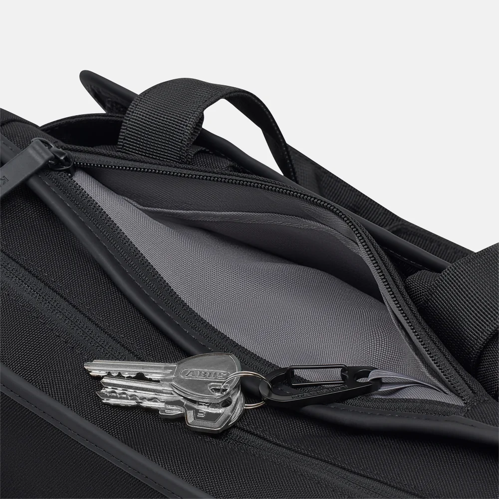 Kapten & Son Lindby Pro laptoprugzak all black bij Duifhuizen