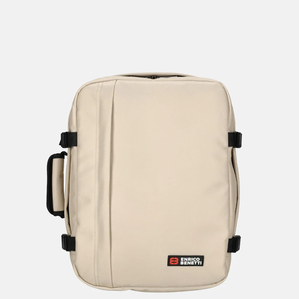 Enrico Benetti Innsbruck underseater sand