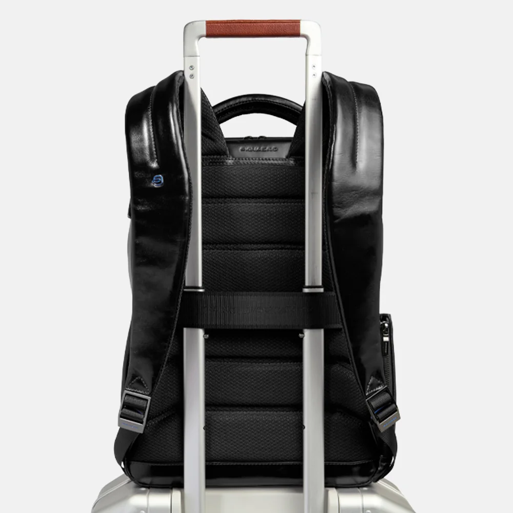 Piquadro laptoprugzak 14 inch nero bij Duifhuizen