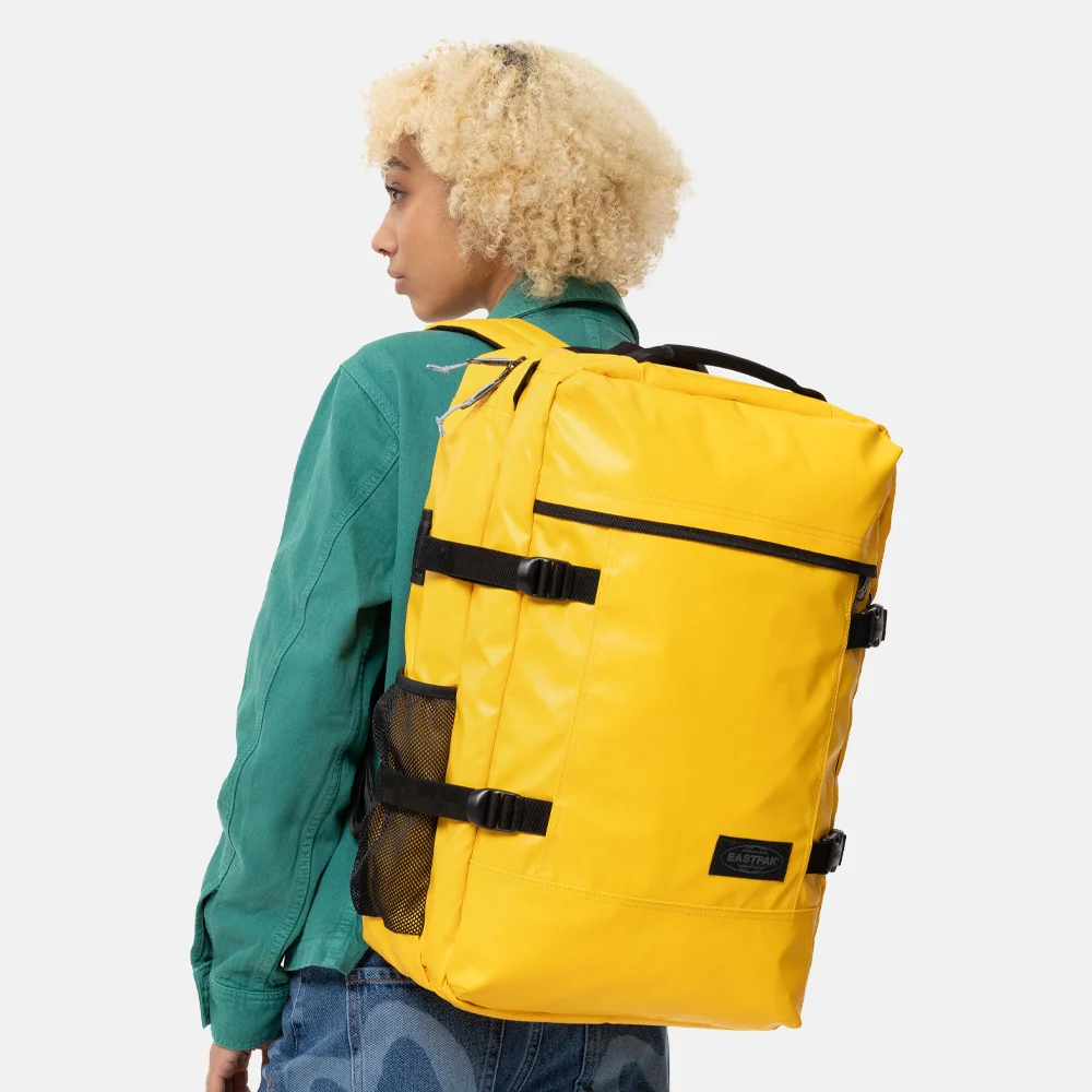 Eastpak Tarp rugzak 17 inch tarp yolk bij Duifhuizen