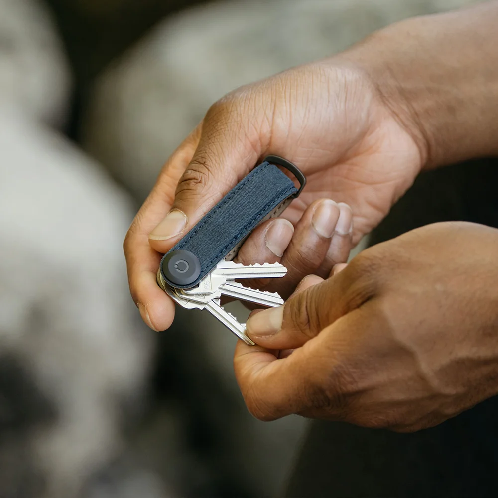 Orbitkey  2.0 Waxed canvas navy blue bij Duifhuizen