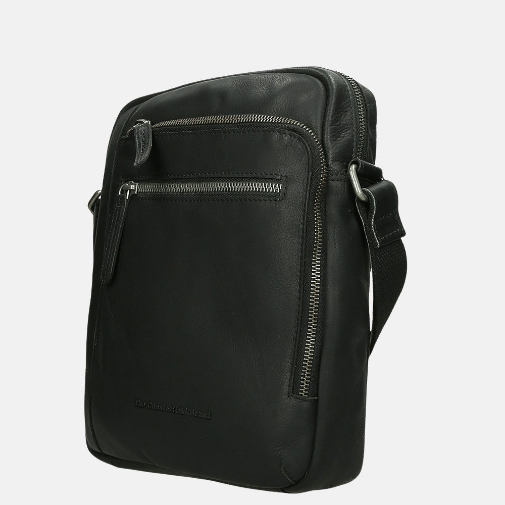 Chesterfield Dessau schoudertas black bij Duifhuizen