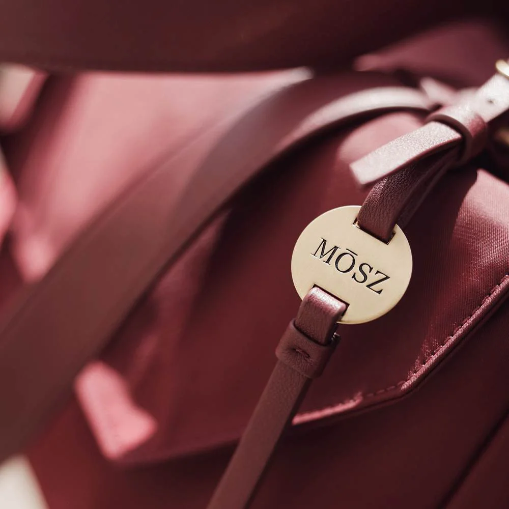 Mosz Denise laptoptas/shopper 15.6 inch aubergine bij Duifhuizen