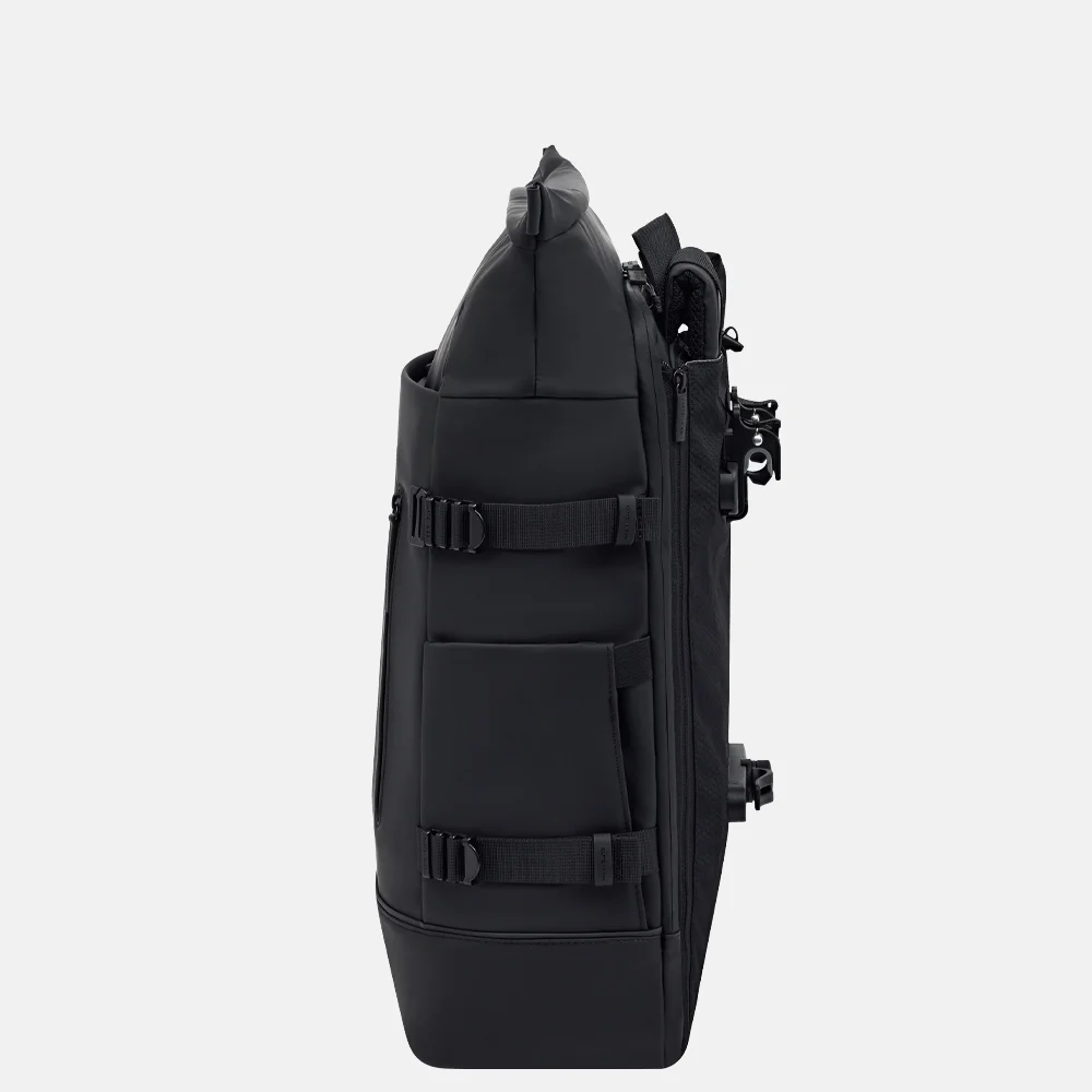 Kapten & Son Helsinki pro bike laptoprugzak all black bij Duifhuizen