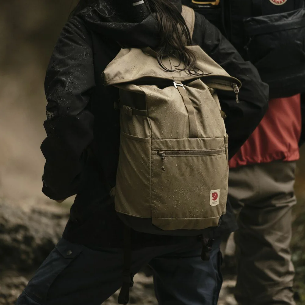 Fjallraven High Coast laptoprugzak 15 inch mountain green bij Duifhuizen