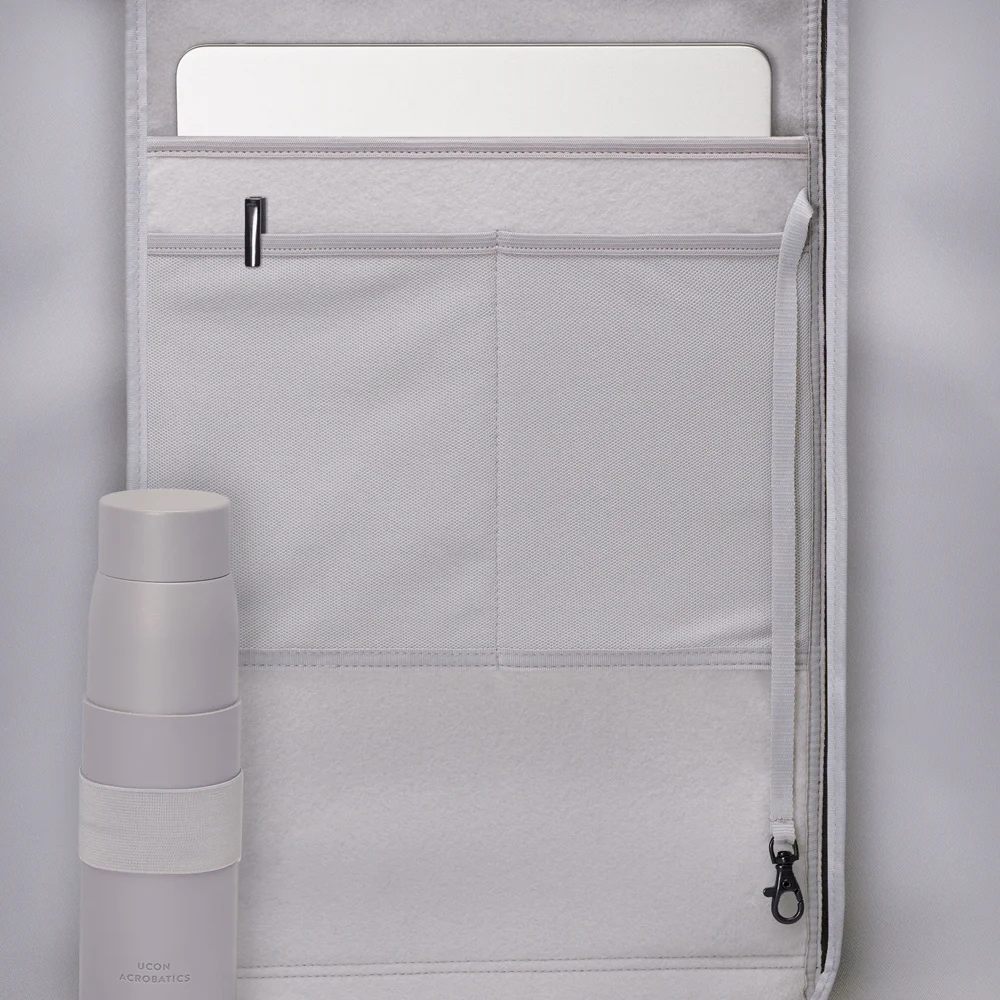 Ucon Acrobatics Hajo Lotus Infinity rugzak mini glacier sand - burgundy bij Duifhuizen