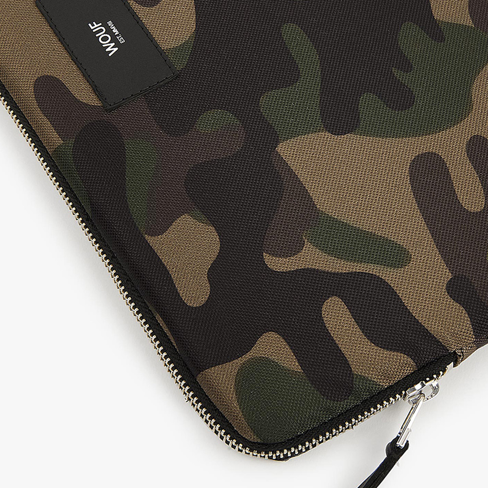 WOUF laptophoes 13 inch Camouflage bij Duifhuizen