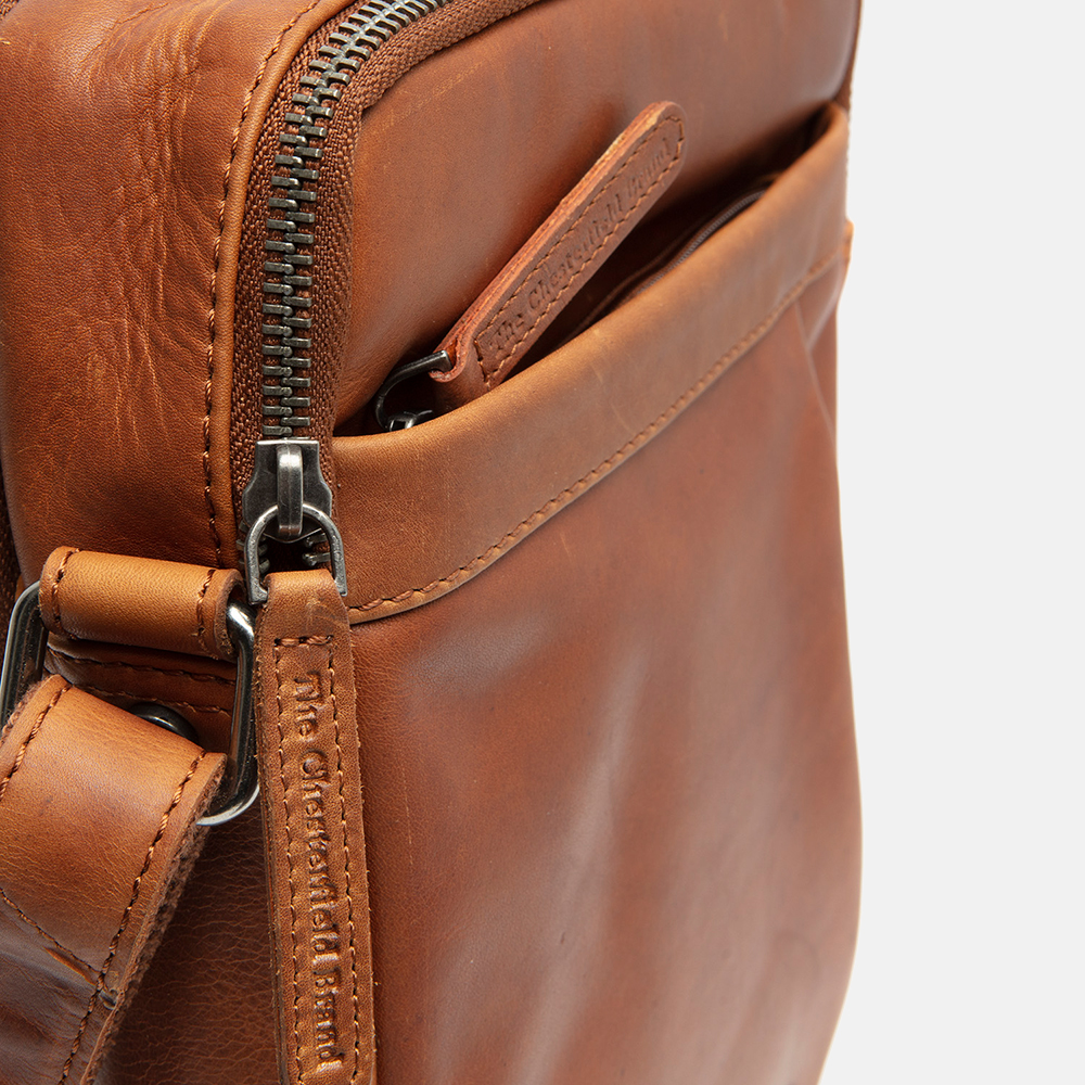Chesterfield Alva schoudertas cognac bij Duifhuizen