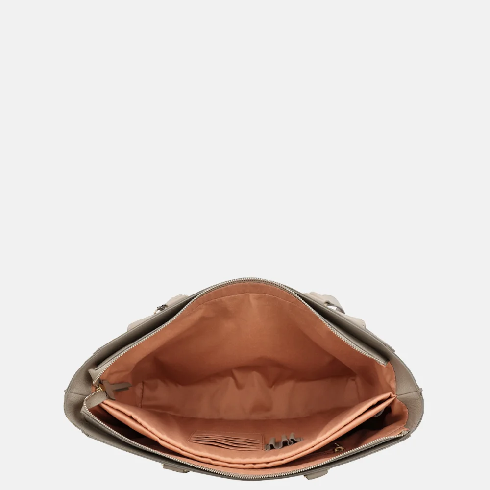 Loulou Essentiels Celine shopper 15.6 inch soft sepia bij Duifhuizen