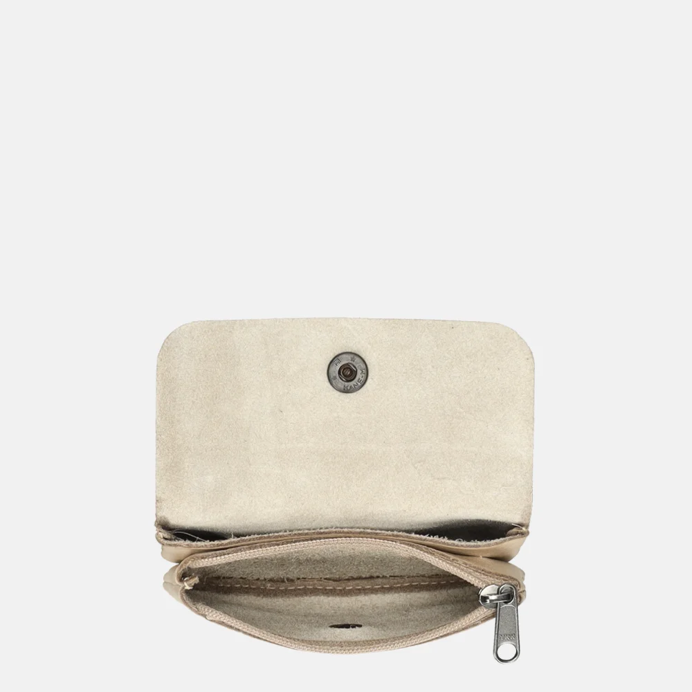 Bear Design pasjeshouder feather bij Duifhuizen