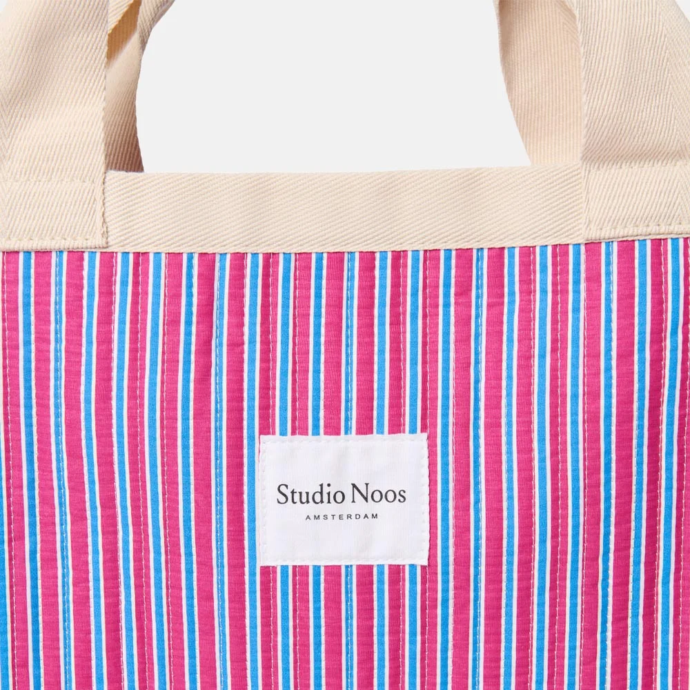Studio Noos Popelin Striped strandtas raspberry bij Duifhuizen