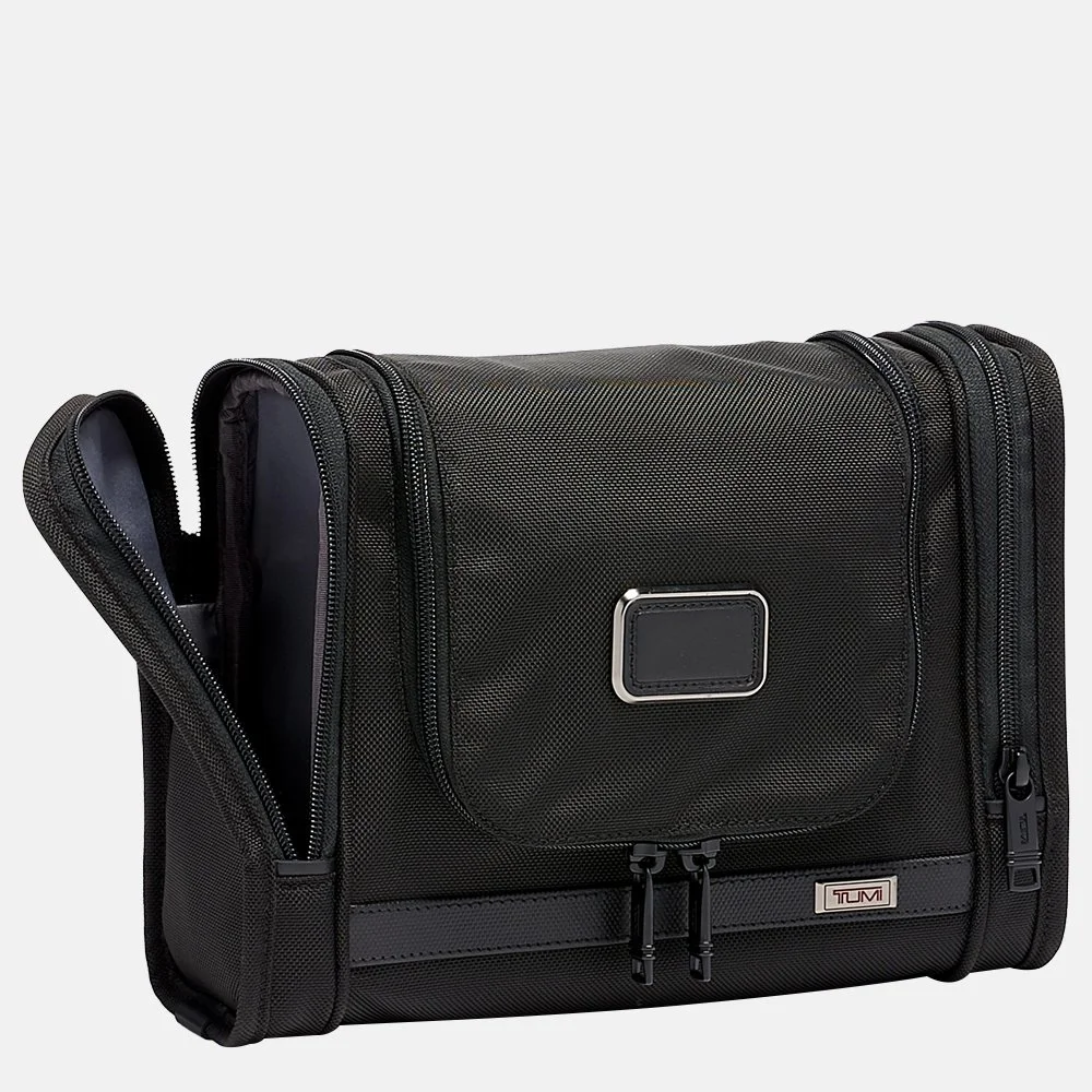 Tumi Alpha 3 toilettas black bij Duifhuizen