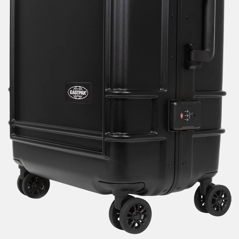 Eastpak Resist'R reiskoffer 78 cm black bij Duifhuizen