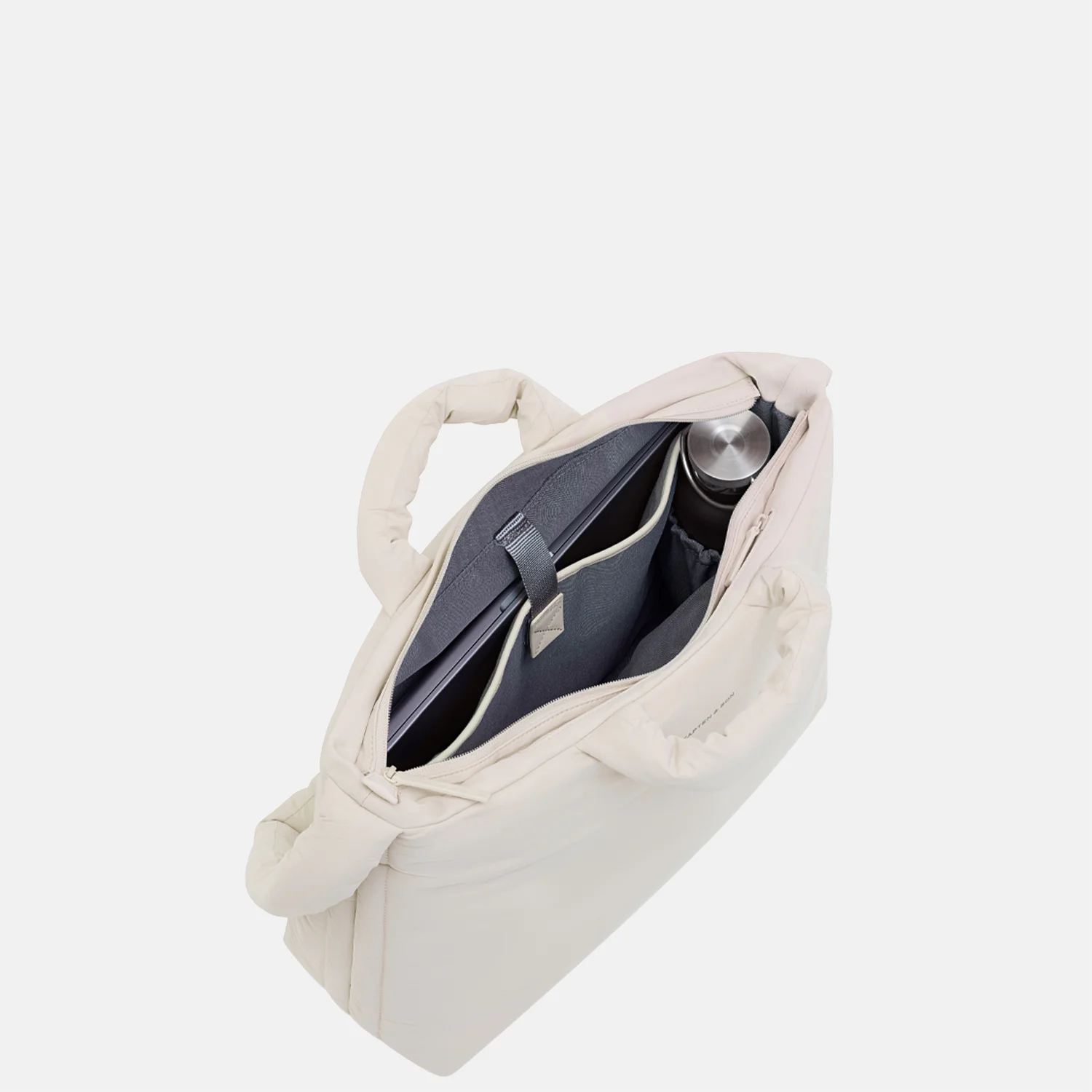 Kapten & Son Skara Cloud Pro shopper 16 inch sandstone bij Duifhuizen