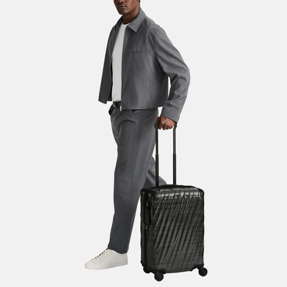 Tumi 19 Degree Lite International handbagage koffer 55cm black/graphite bij Duifhuizen