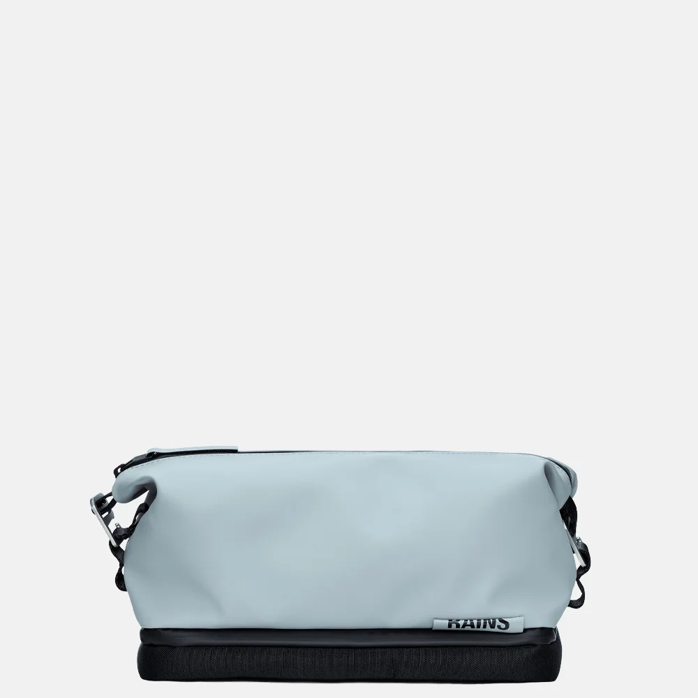 Rains Otaru wash bag pool