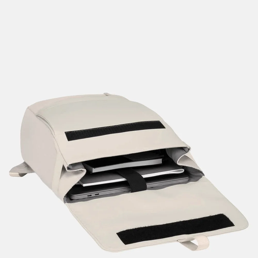 Kapten & Son Fyn rugzak 15 inch sandstone bij Duifhuizen