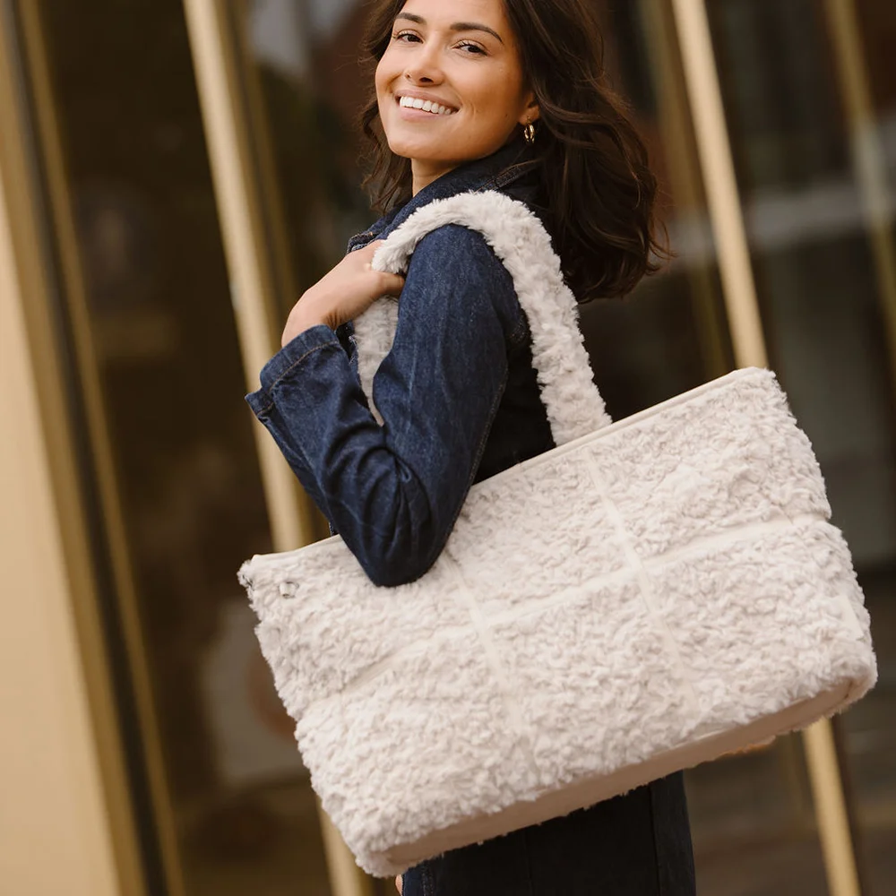 Enrico Benetti Fay shopper L teddy off white bij Duifhuizen