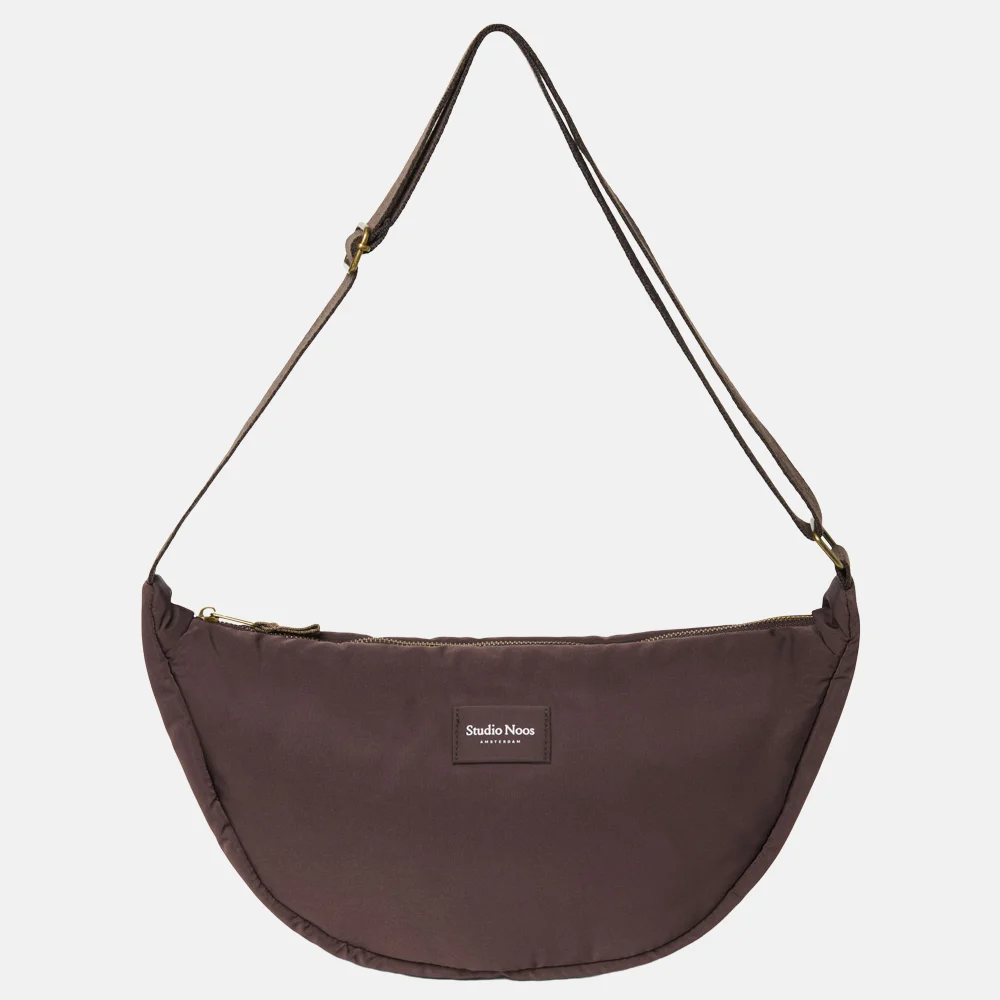 Studio Noos Puffy Adult fannypack crossbody tas bruin bij Duifhuizen
