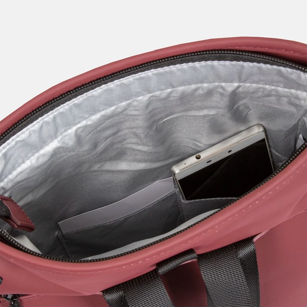 New Rebels Mart rugzak small burgundy bij Duifhuizen