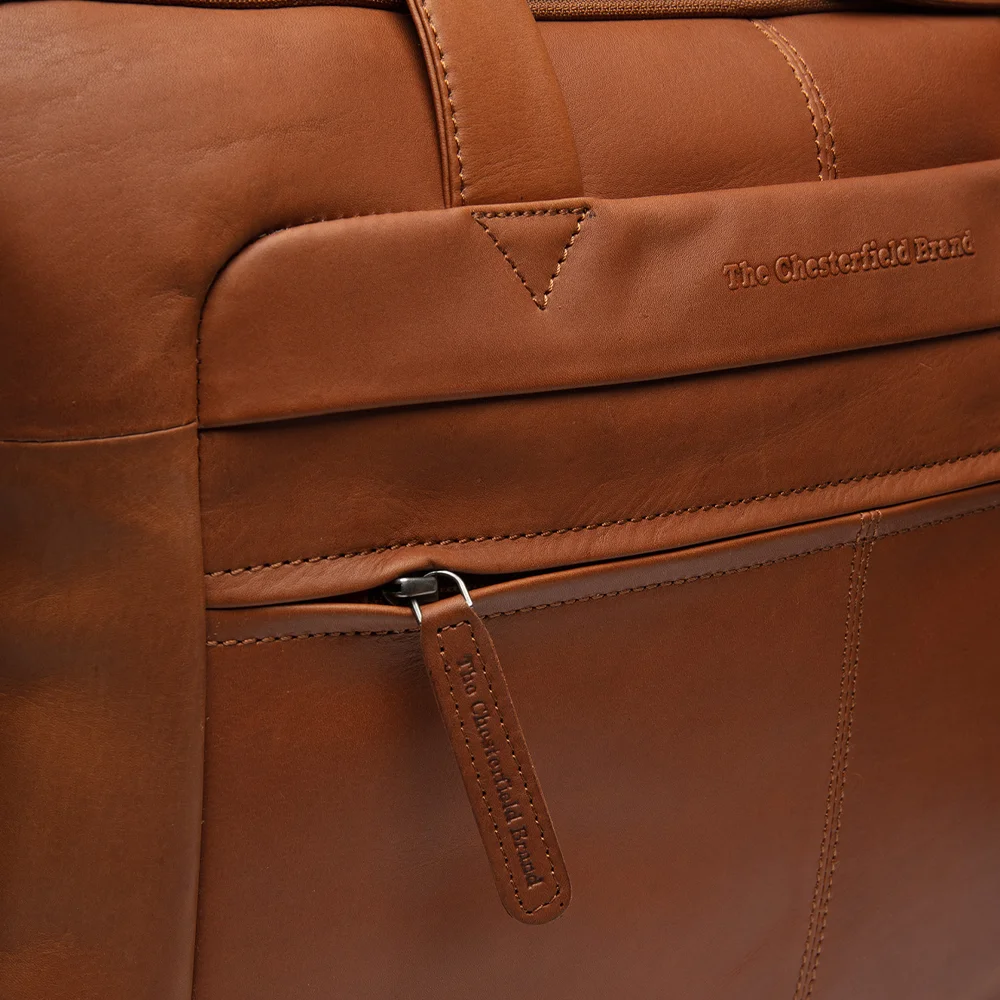 Chesterfield Ryan laptoptas 17 inch cognac bij Duifhuizen