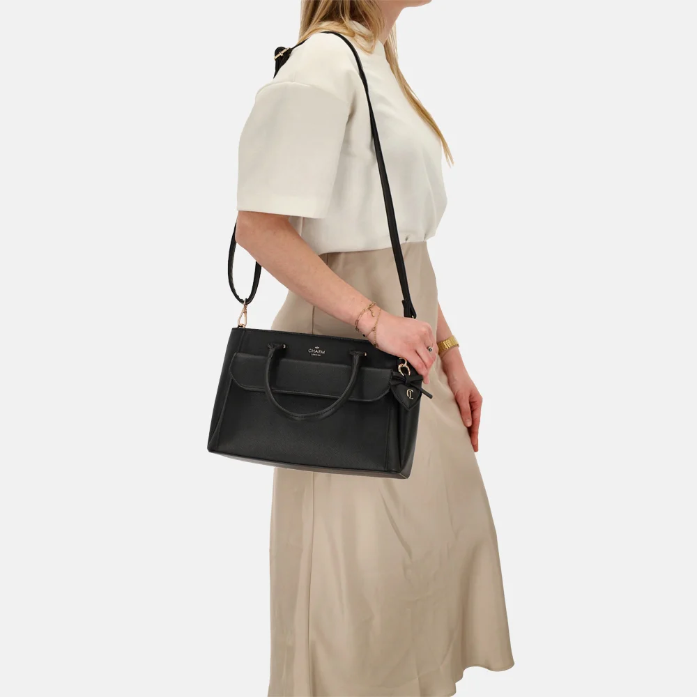 Charm London Cambridge handtas M zwart bij Duifhuizen