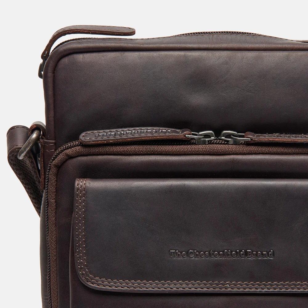 Chesterfield Montira schoudertas M dark brown bij Duifhuizen