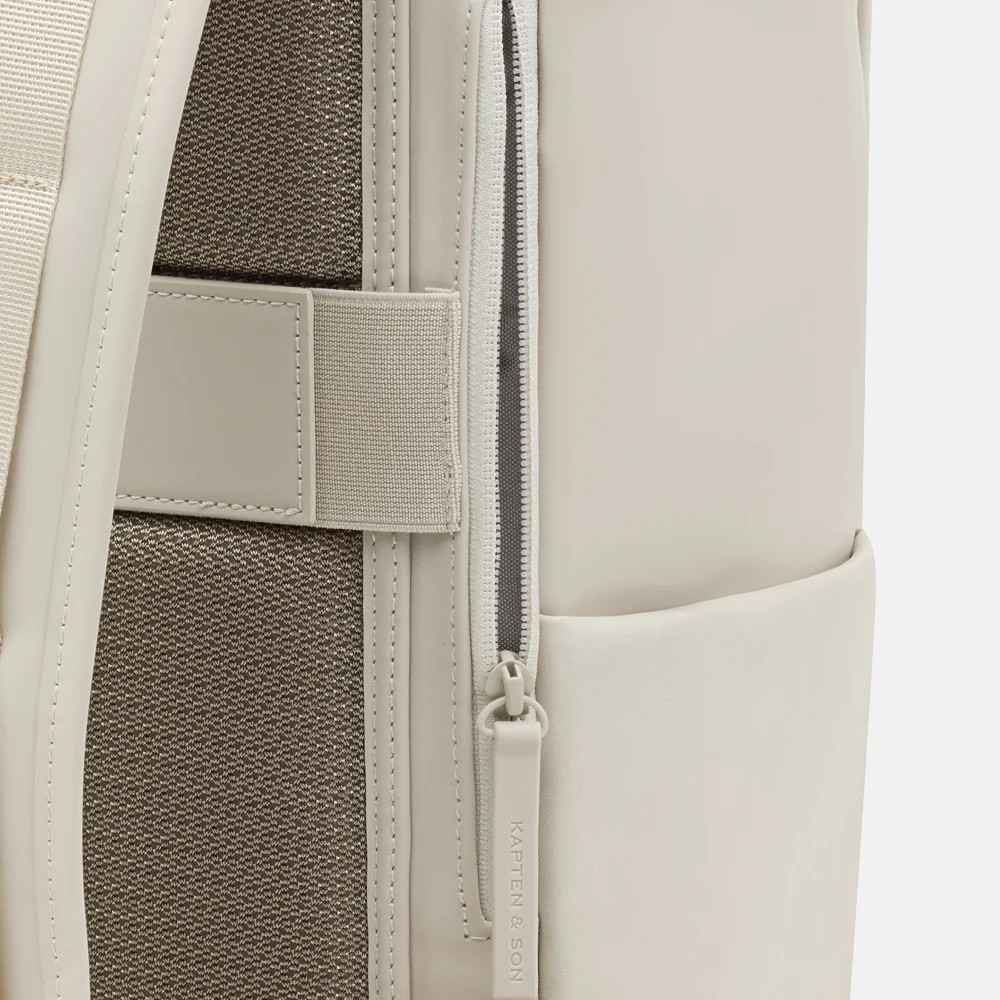 Kapten & Son Bali Pro rugzak 16 inch sandstone bij Duifhuizen