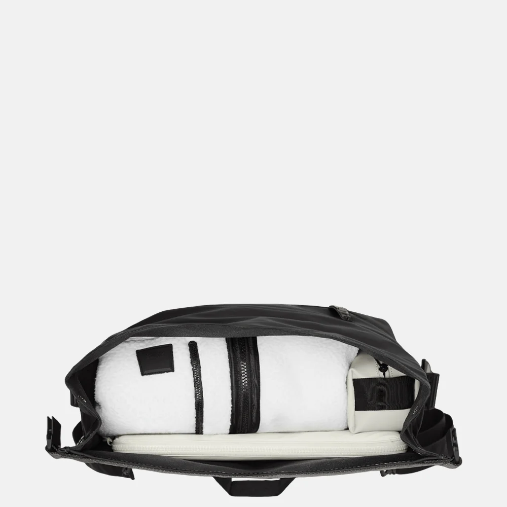 Rains Trail Roll-top schoudertas 16 inch black bij Duifhuizen