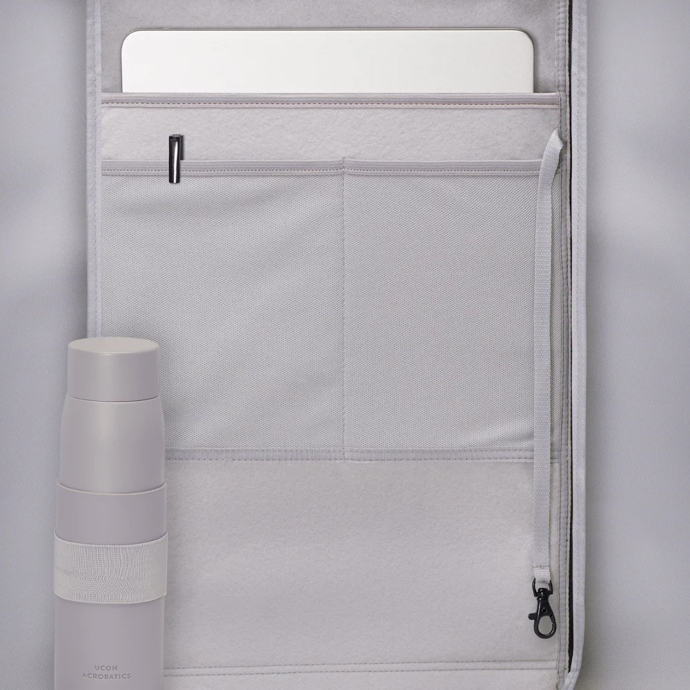 Ucon Acrobatics Jannik Lotus Infinity rugzak M sand - burgundy bij Duifhuizen