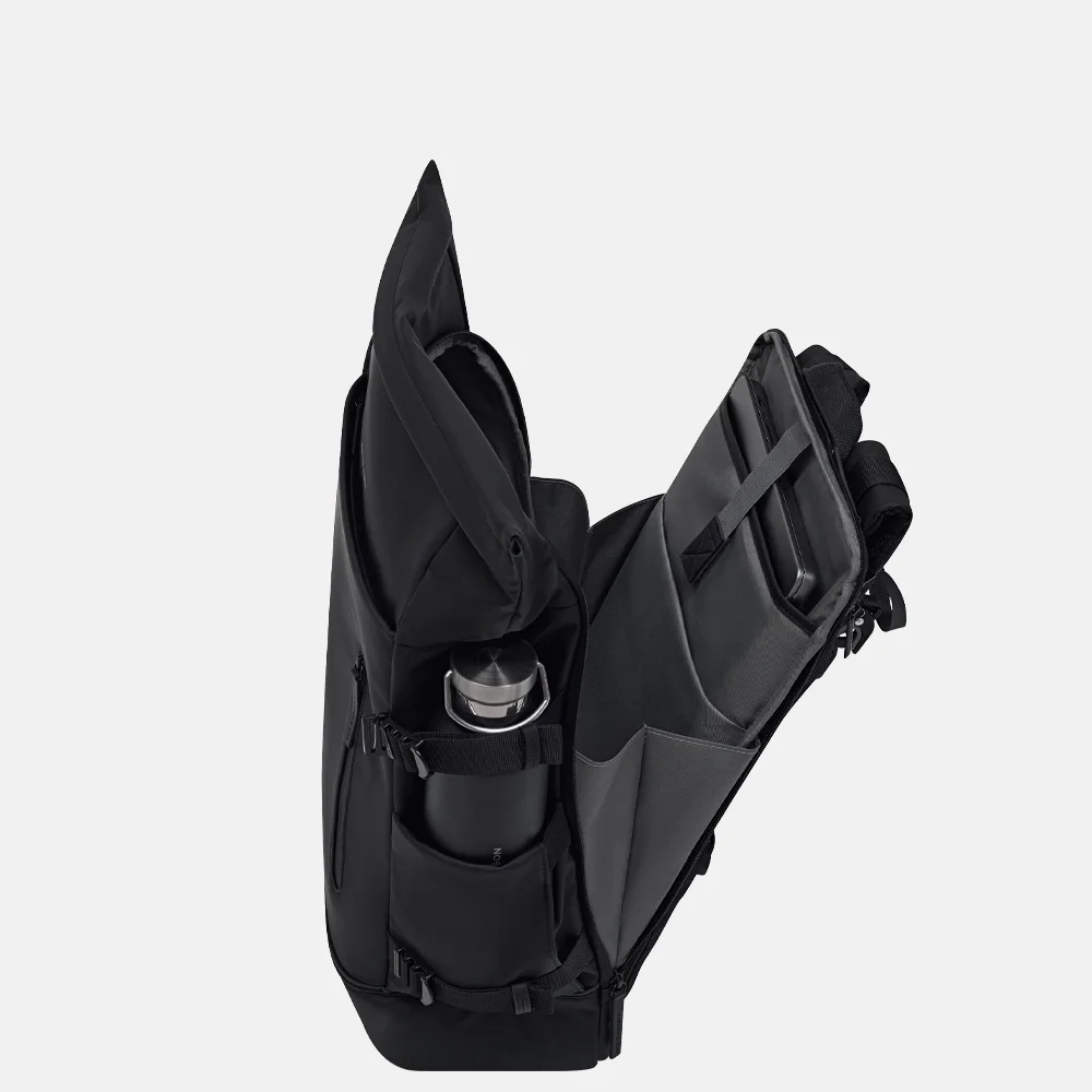 Kapten & Son Helsinki pro bike laptoprugzak all black bij Duifhuizen