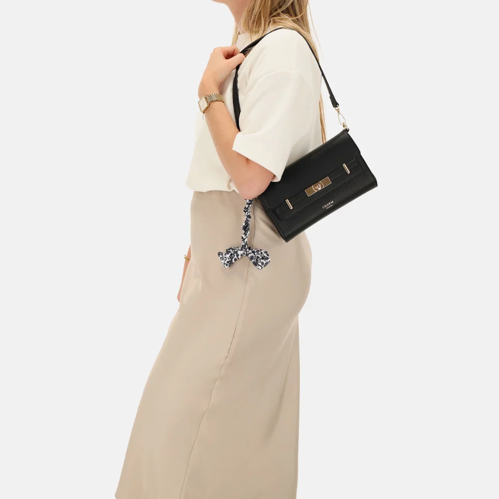 Charm London The Hamptons envelop clutch zwart bij Duifhuizen