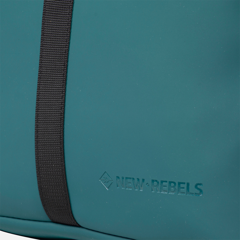 New Rebels Mart rugzak small petrol bij Duifhuizen