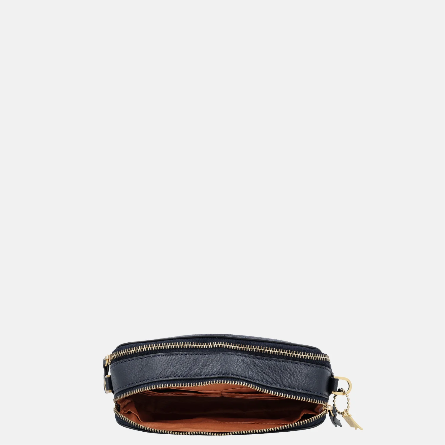 Loulou Essentiels Zoe crossbody tas dark navy bij Duifhuizen