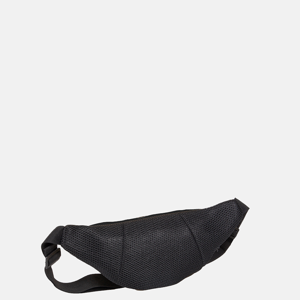New Rebels Mart heuptas zwart bij Duifhuizen