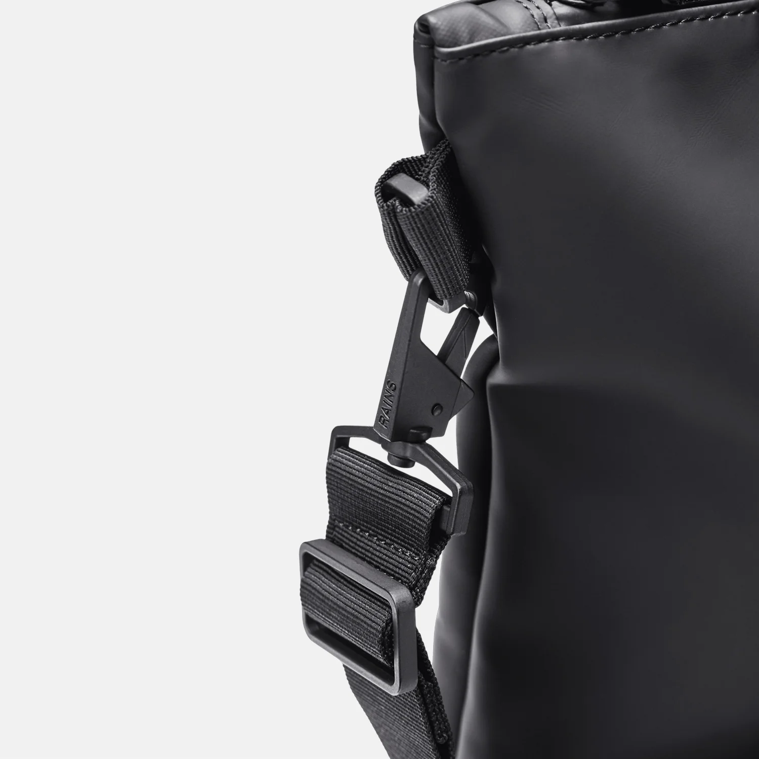 Rains Tote Bag shopper black bij Duifhuizen