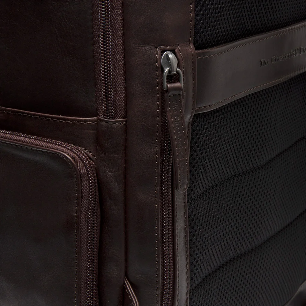 Chesterfield Lennox laptoprugzak L 16 inch dark brown bij Duifhuizen